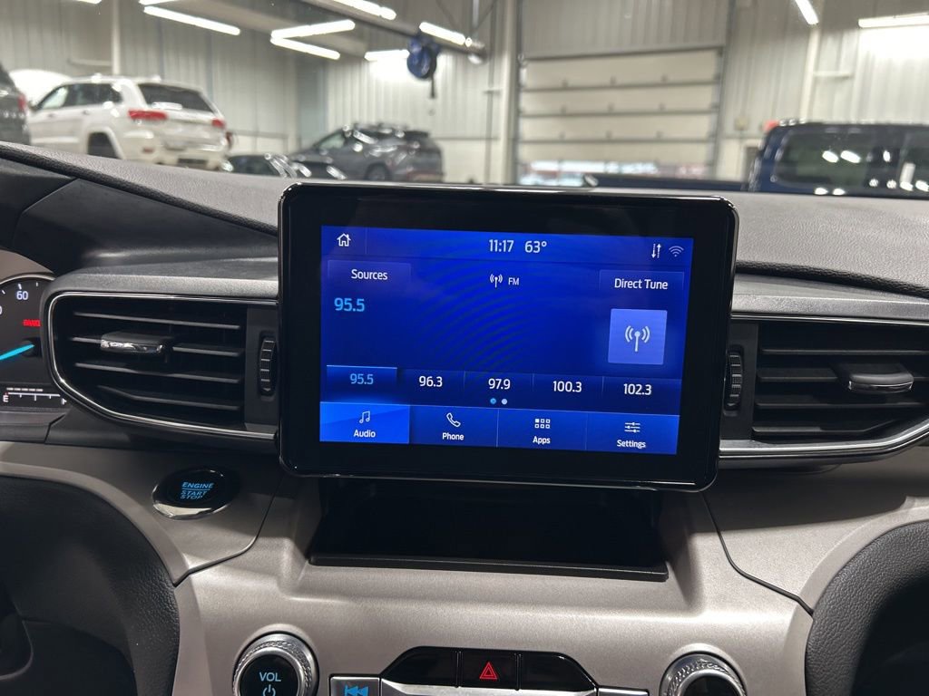 Certified 2023 Ford Explorer XLT w/ Equipment Group 202A image 19