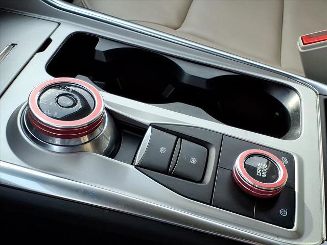 Certified 2022 Ford Explorer XLT w/ Equipment Group 202A image 17