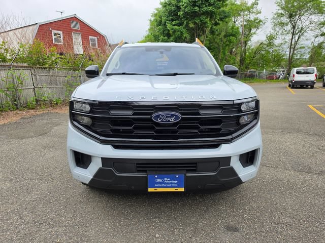 Certified 2025 Ford Expedition Active AWD/4WD image 12