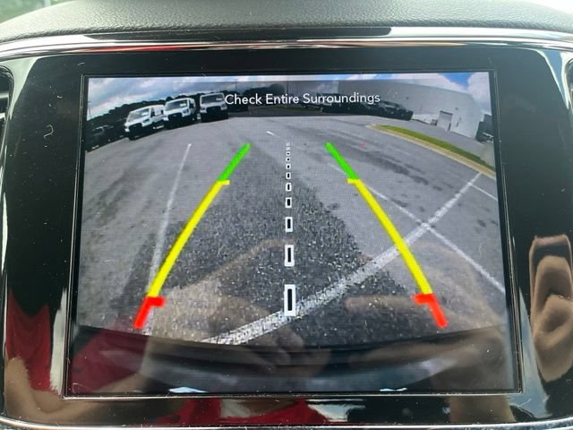 Used 2021 Jeep Grand Cherokee Laredo X AWD/4WD image 14