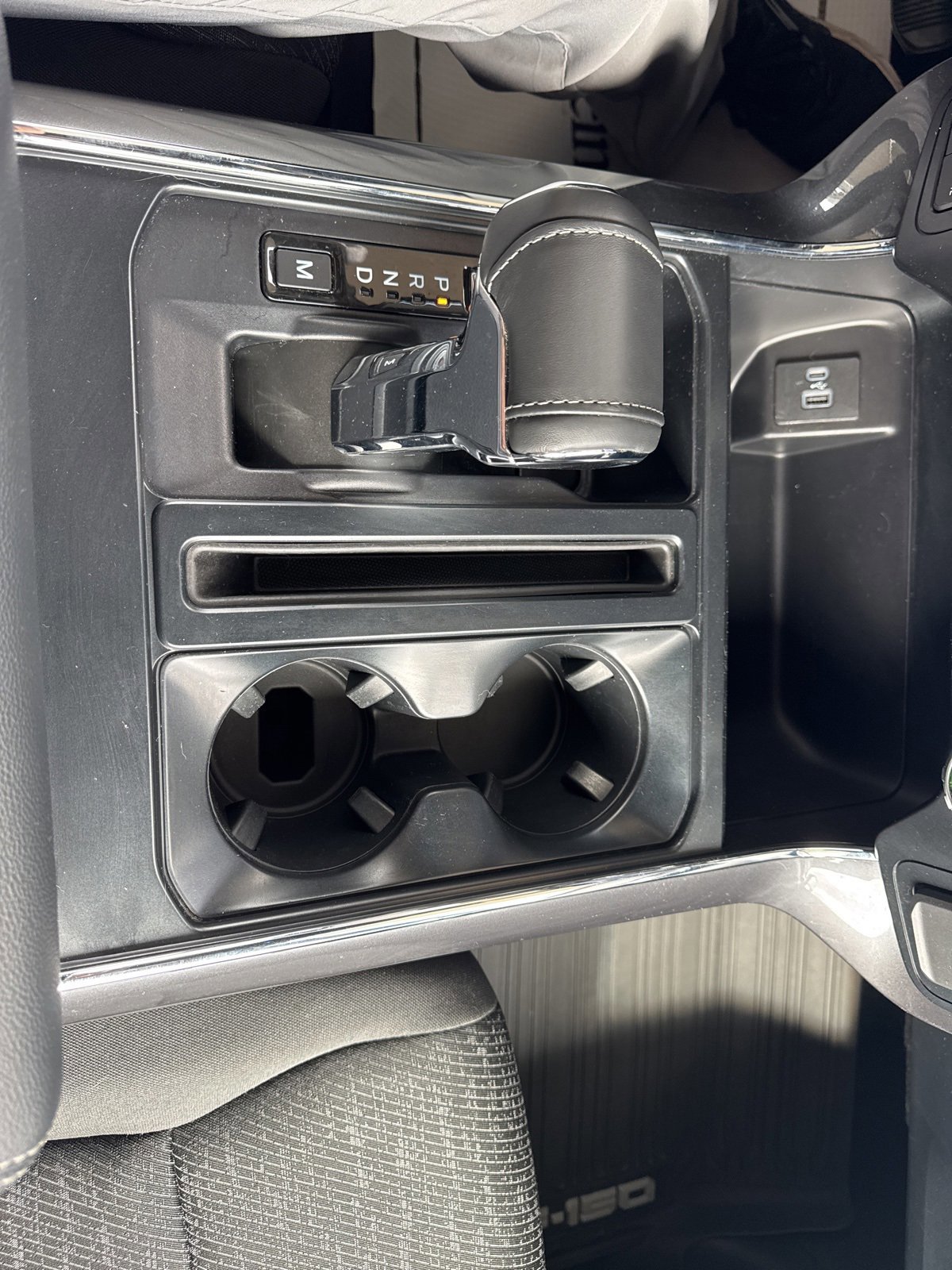 Certified 2023 Ford F150 XLT w/ Equipment Group 302A High image 35