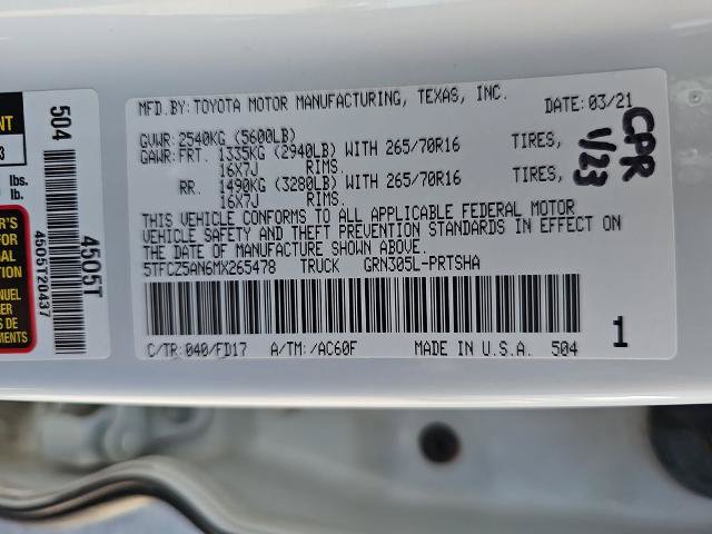 Used 2021 Toyota Tacoma TRD Off-Road w/ Technology Package AWD/4WD image 34