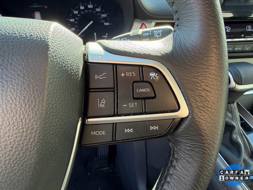 Used 2024 Toyota Sienna XLE image 33