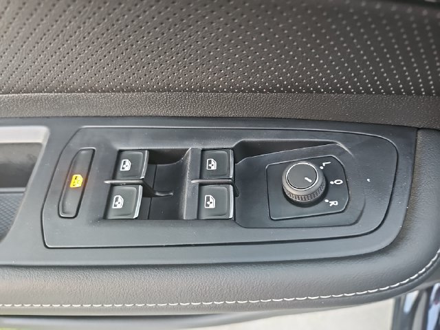 Used 2026 Volkswagen Atlas Cross Sport SE FWD image 27