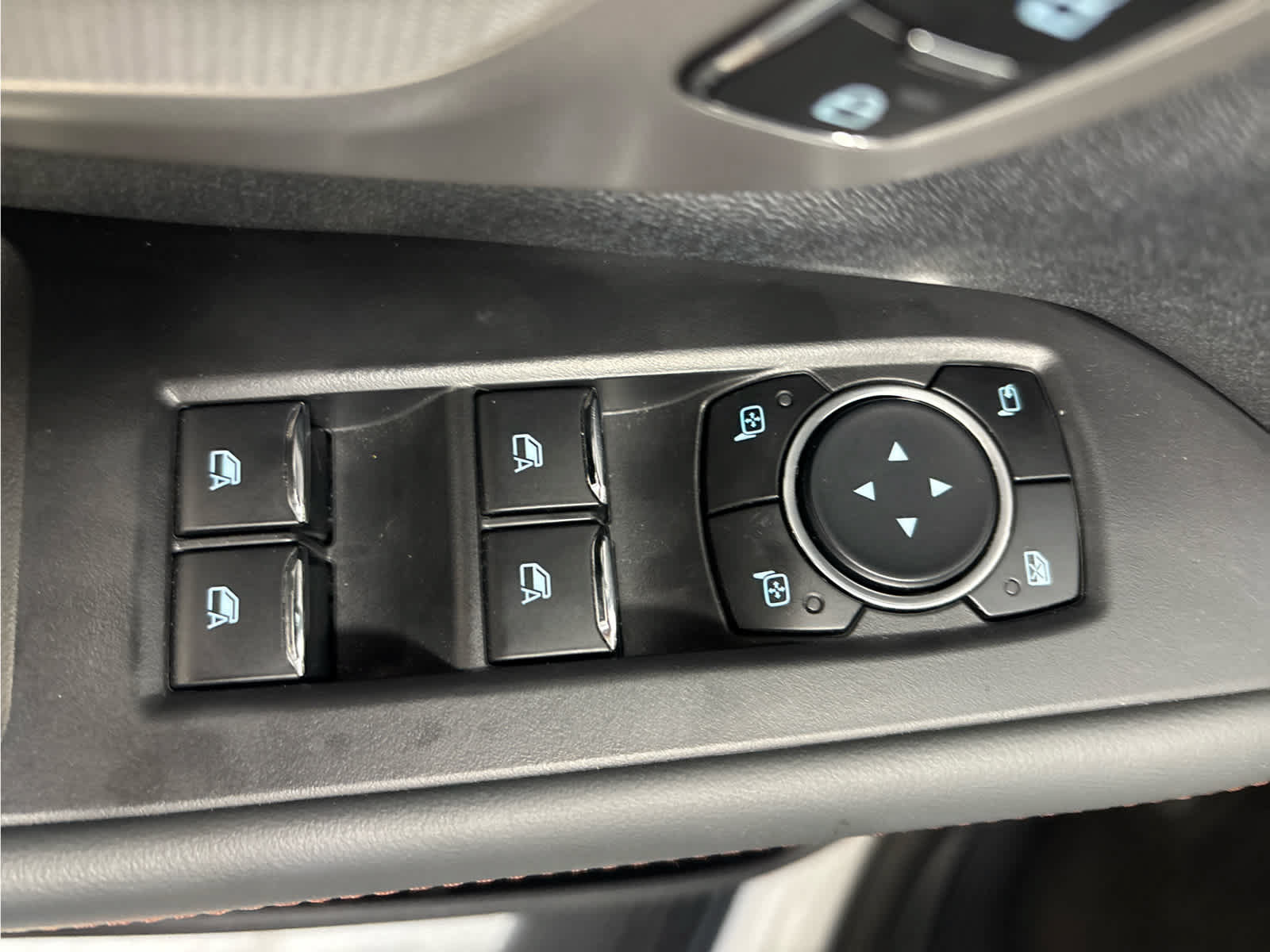 Certified 2025 Ford Expedition Active AWD/4WD image 22