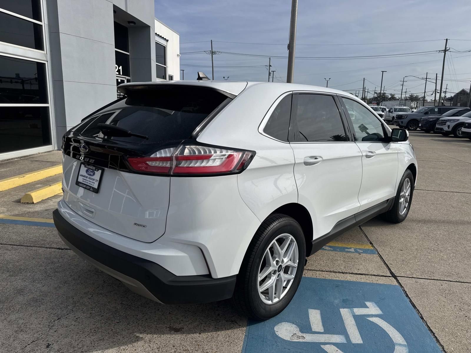 Certified 2023 Ford Edge SEL AWD/4WD image 9
