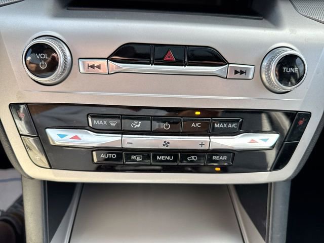 Certified 2022 Ford Explorer XLT w/ Equipment Group 202A AWD/4WD image 20