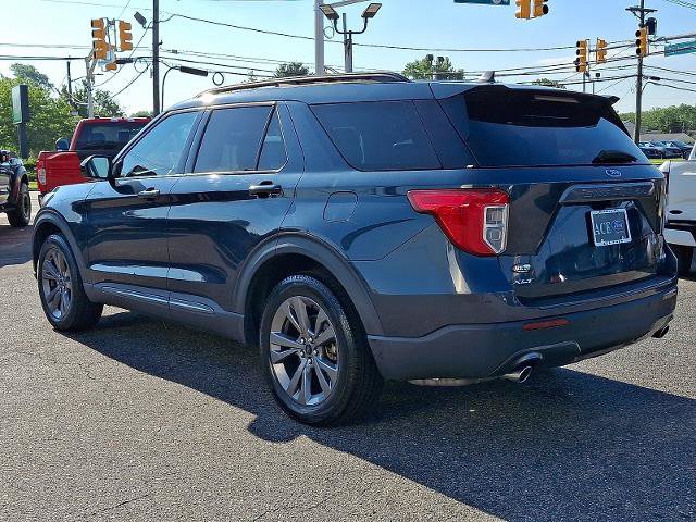 Certified 2023 Ford Explorer XLT w/ Equipment Group 202A AWD/4WD image 4