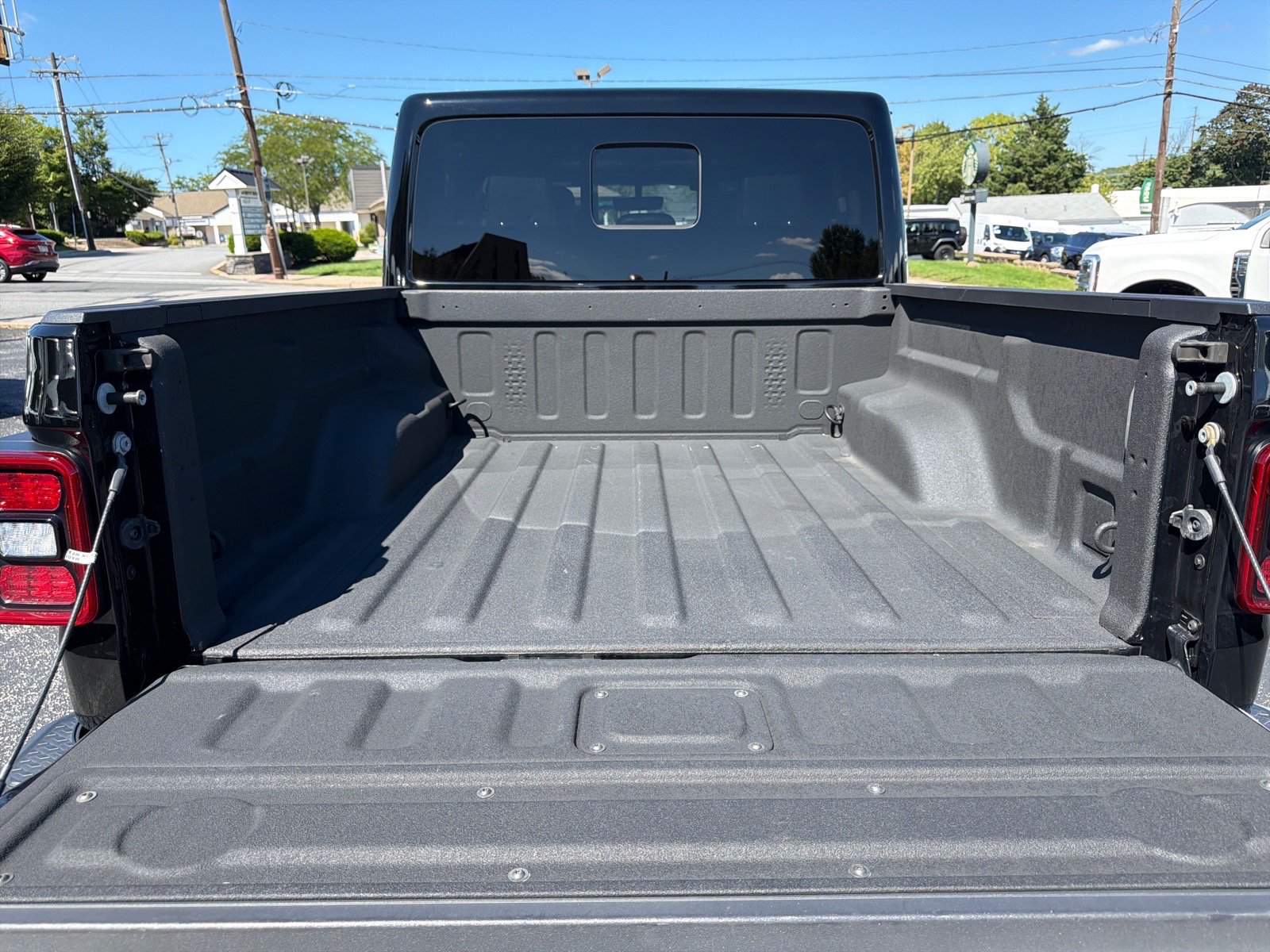 Used 2021 Jeep Gladiator Overland AWD/4WD image 26