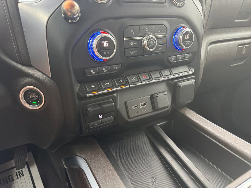 Used 2021 GMC Sierra 1500 SLT AWD/4WD image 37