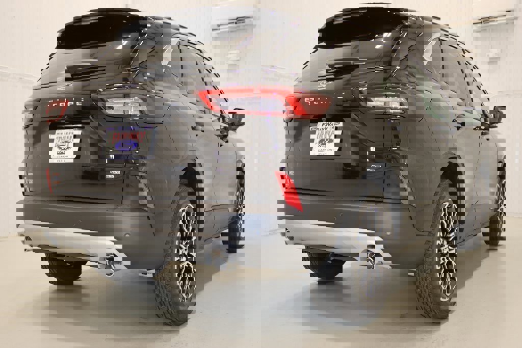 Certified 2024 Ford Escape SE image 14