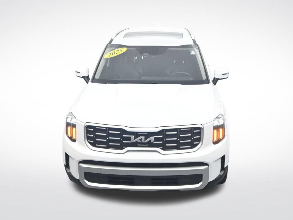 Used 2025 Kia Telluride S FWD image 32