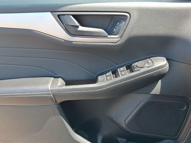 Certified 2022 Ford Escape SE w/ SE Sport Appearance Package FWD image 12
