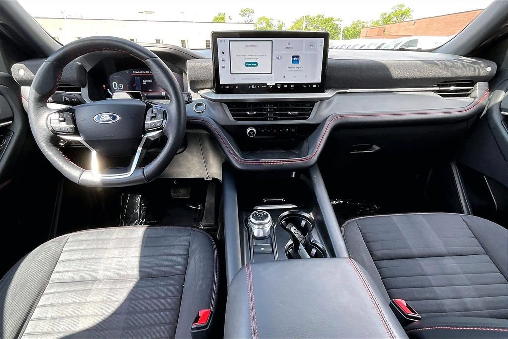 Certified 2025 Ford Explorer ST-Line w/ ST-Line Street Pack AWD/4WD image 14