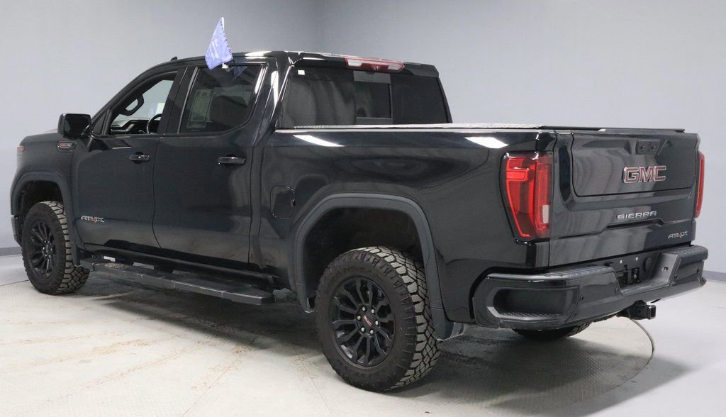 Used 2022 GMC Sierra 1500 AT4X image 3