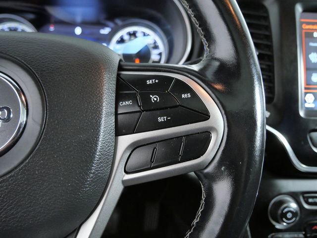 Used 2021 Jeep Cherokee Latitude Lux 80th Anniv w/ Quick Order Package 26U 80TH image 23