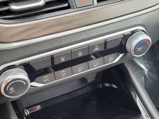 Used 2024 Nissan Altima 2.5 SV FWD image 26
