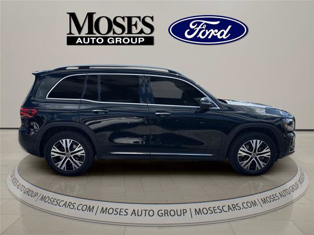 Used 2025 Mercedes-Benz GLB 250 4MATIC image 4