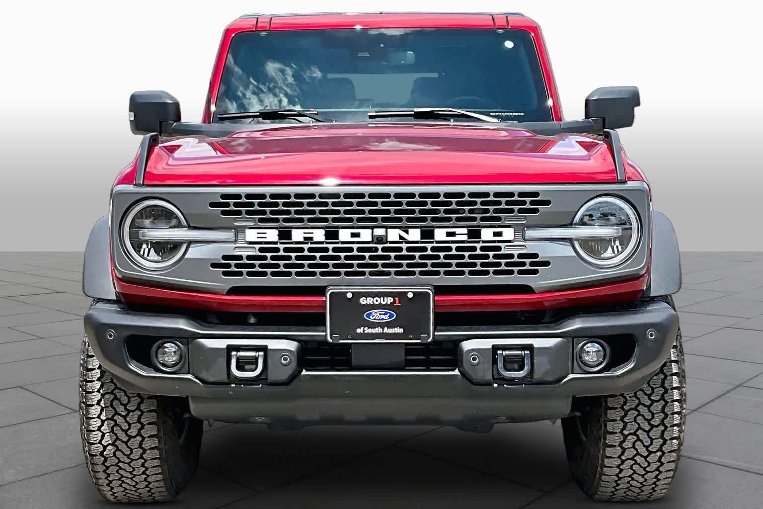 Certified 2025 Ford Bronco Badlands AWD/4WD image 4