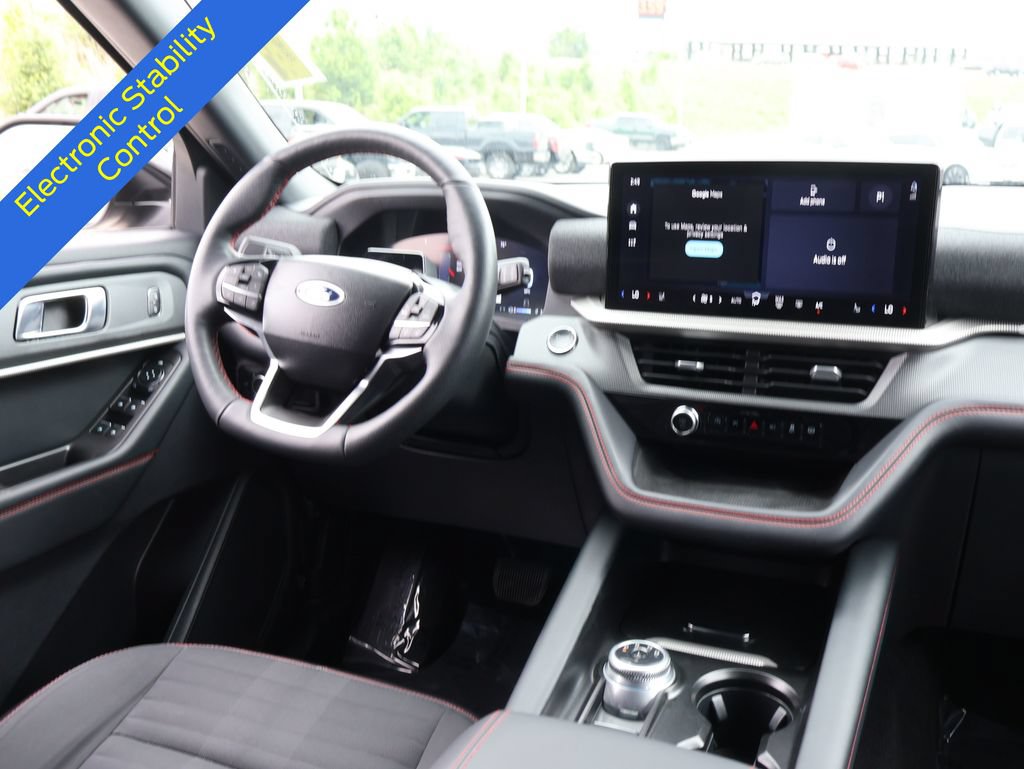 Certified 2025 Ford Explorer ST-Line w/ ST-Line Street Pack AWD/4WD image 15