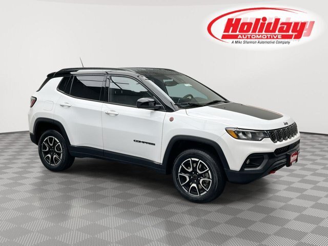 Used 2025 Jeep Compass Trailhawk