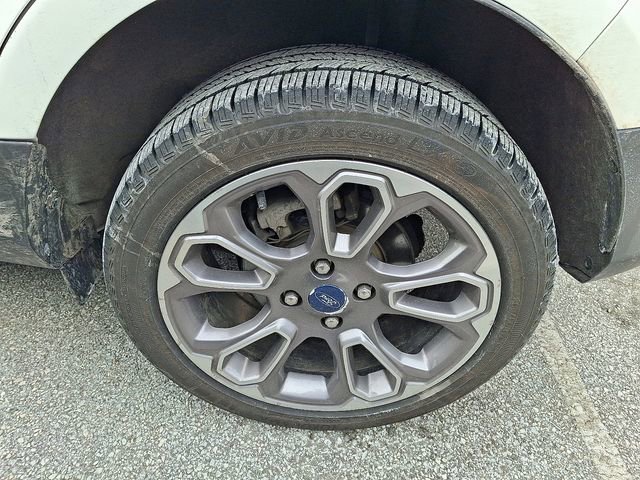 Certified 2018 Ford EcoSport Titanium image 6