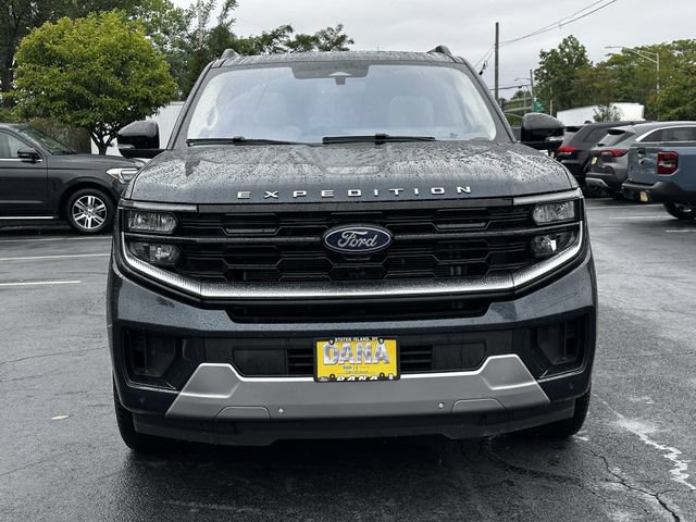 Certified 2025 Ford Expedition Platinum w/ Driver's Package AWD/4WD image 2