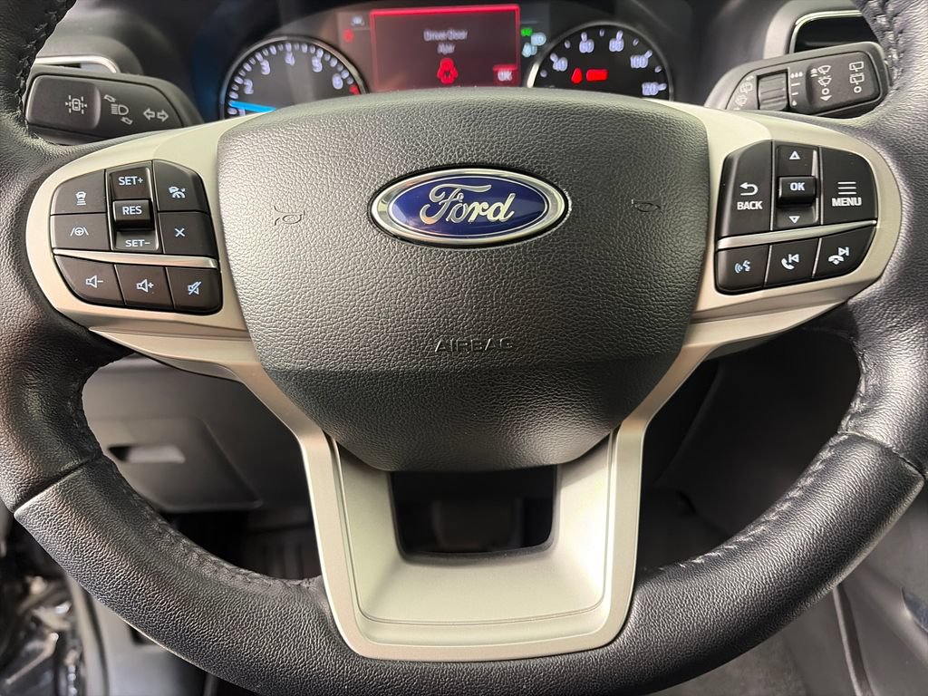 Certified 2023 Ford Explorer XLT w/ Equipment Group 202A AWD/4WD image 16