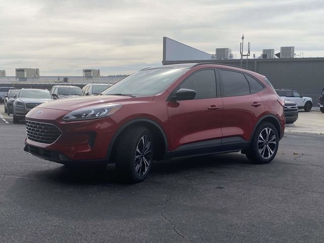 Certified 2022 Ford Escape SE w/ SE Sport Appearance Package FWD image 8