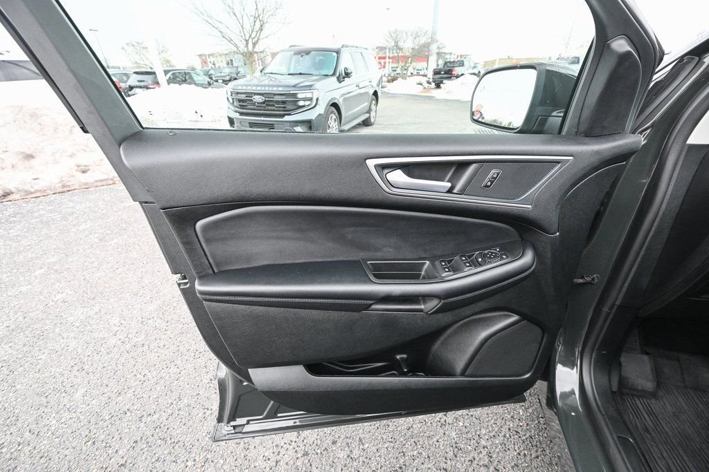 Certified 2024 Ford Edge SEL w/ Convenience Package image 21