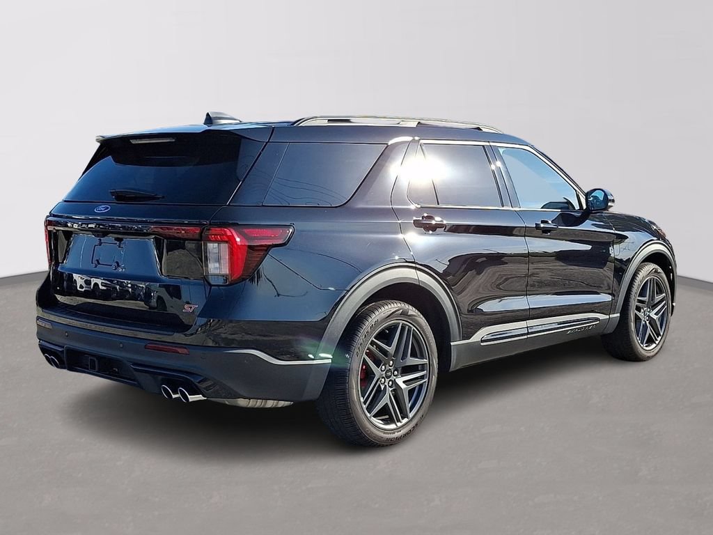 Certified 2025 Ford Explorer ST w/ Sun And Sound Package AWD/4WD image 6