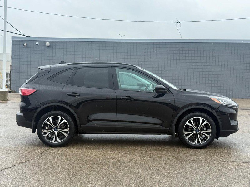 Certified 2021 Ford Escape SEL w/ SEL Stealth AWD Package image 2