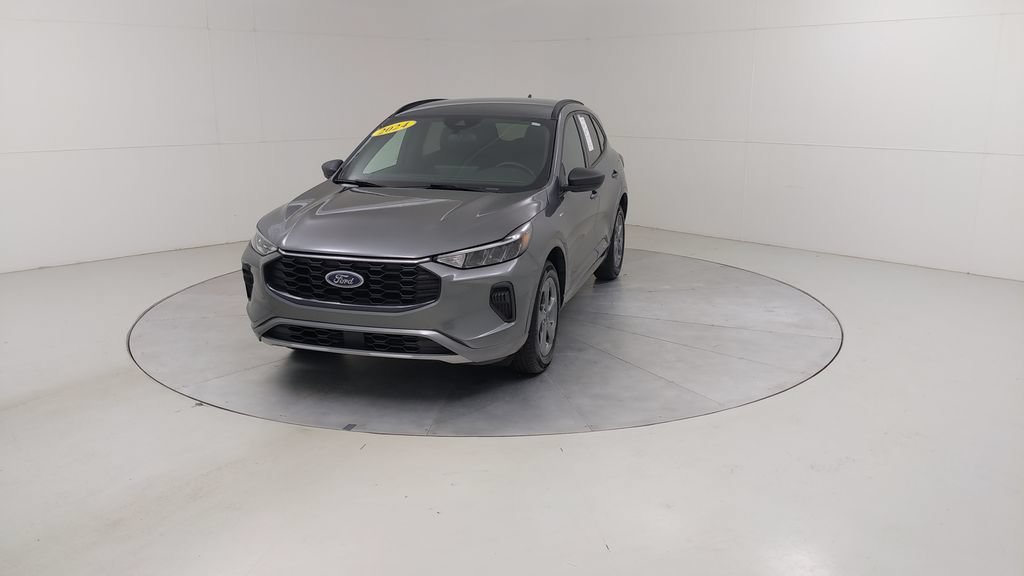 Certified 2024 Ford Escape ST-Line w/ Tech Pack #1 AWD/4WD image 8