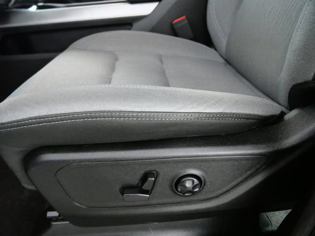 Used 2019 RAM 1500 Big Horn AWD/4WD image 17