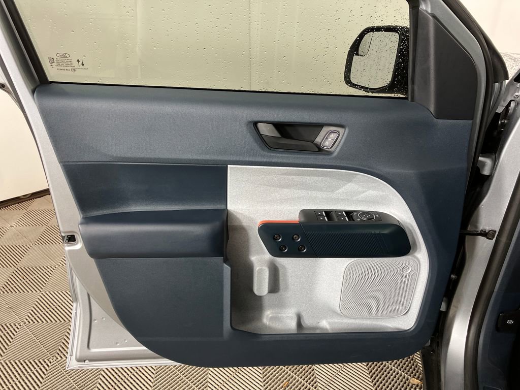 Certified 2024 Ford Maverick XLT image 23