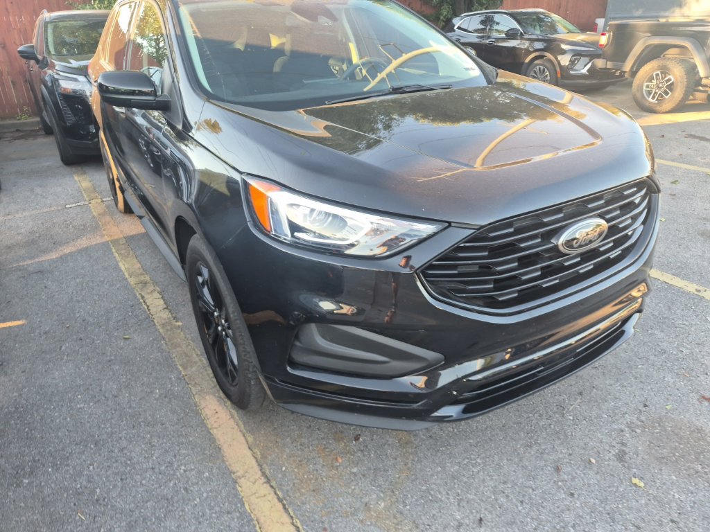 Certified 2024 Ford Edge SE w/ Black Appearance Package AWD/4WD image 25