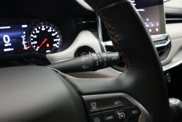 Used 2022 Jeep Compass Limited AWD/4WD image 39