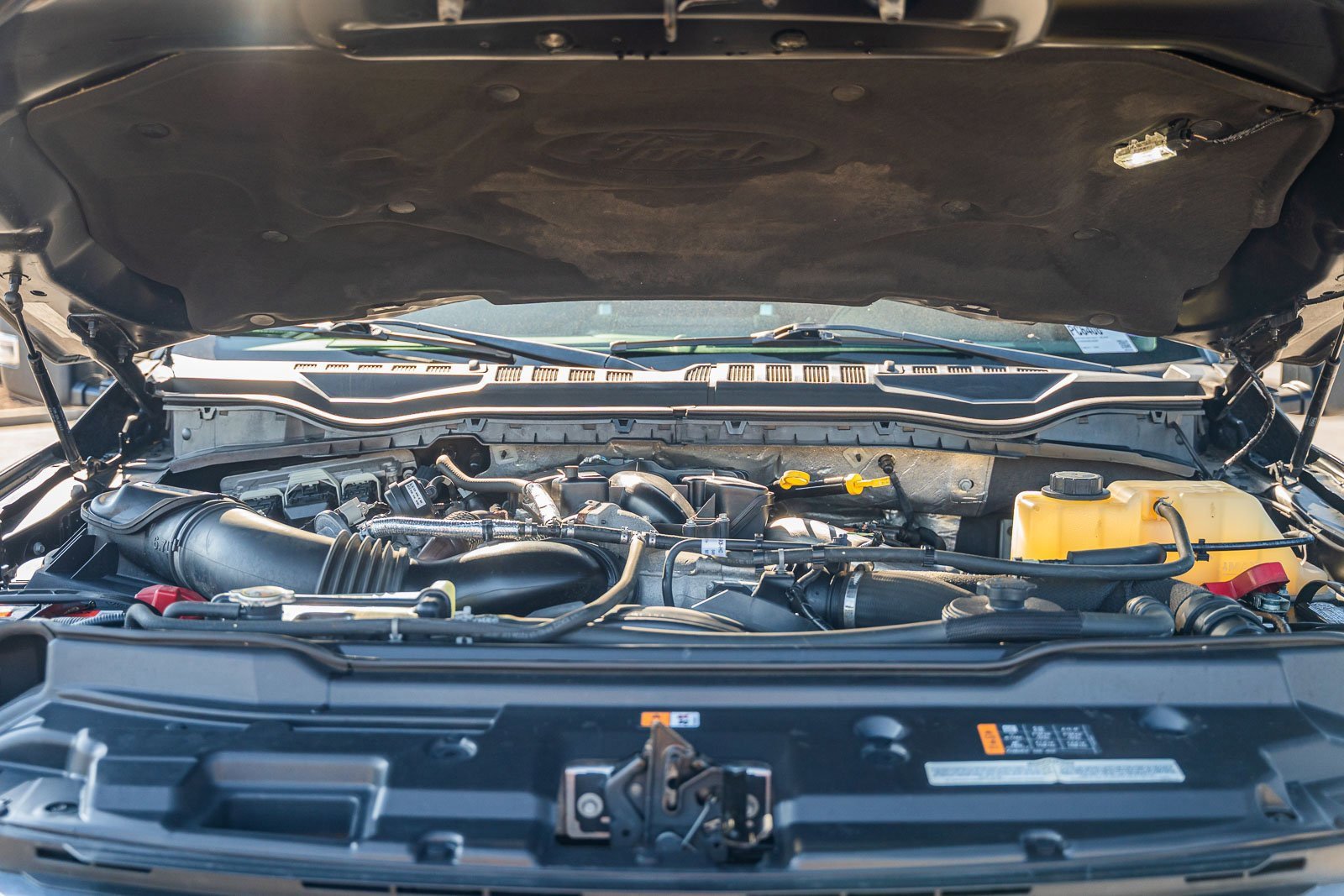 Certified 2019 Ford F450 Platinum w/ Platinum Ultimate Package image 26