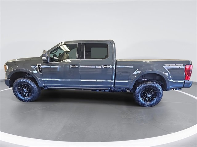 Certified 2021 Ford F350 Platinum w/ Tremor Off-Road Package image 2
