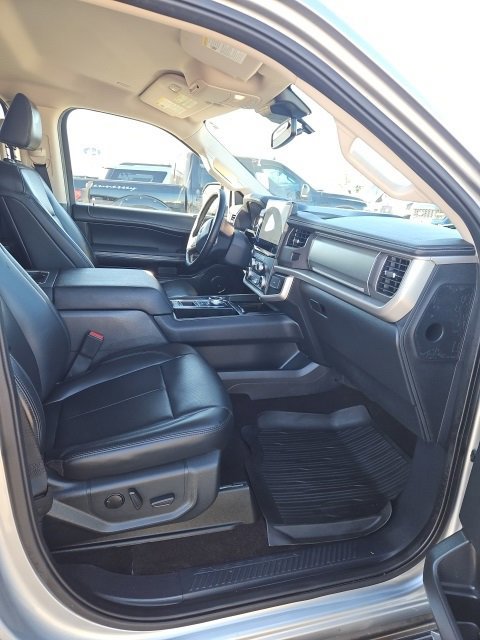 Certified 2022 Ford Expedition XLT image 13