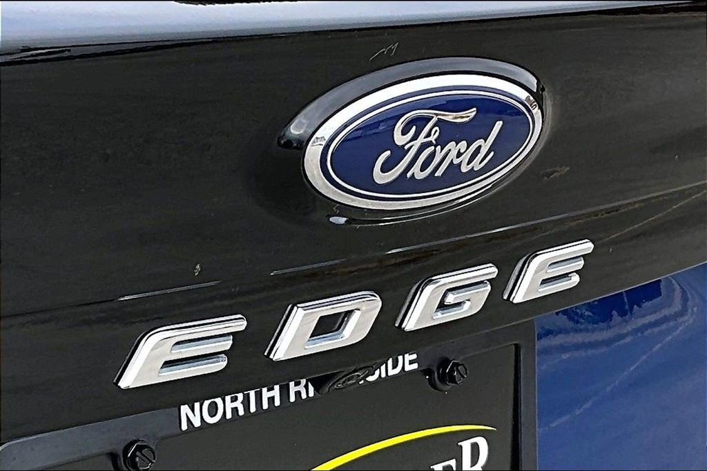 Certified 2024 Ford Edge SEL w/ Convenience Package image 8