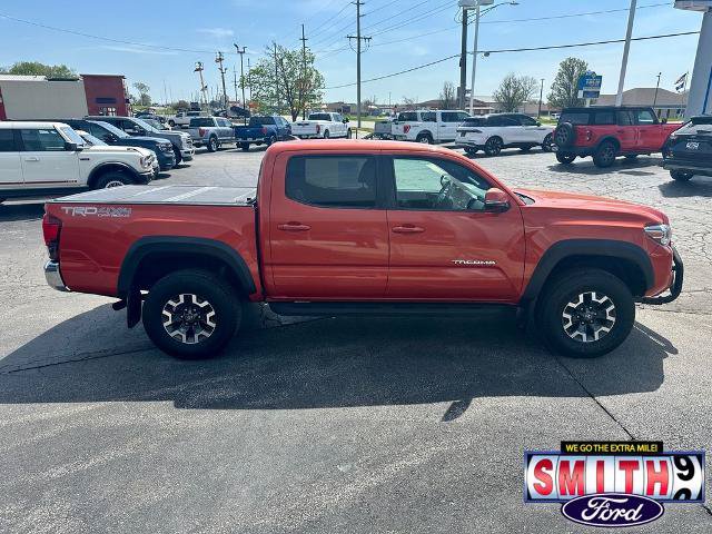 Used 2018 Toyota Tacoma TRD Off-Road AWD/4WD image 6