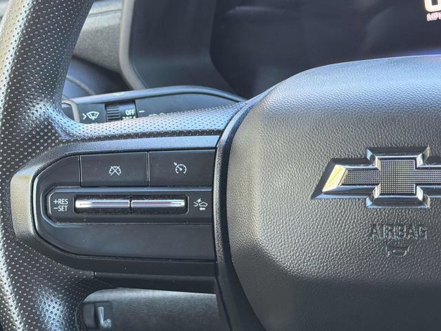 Used 2023 Chevrolet Colorado Trail Boss image 11