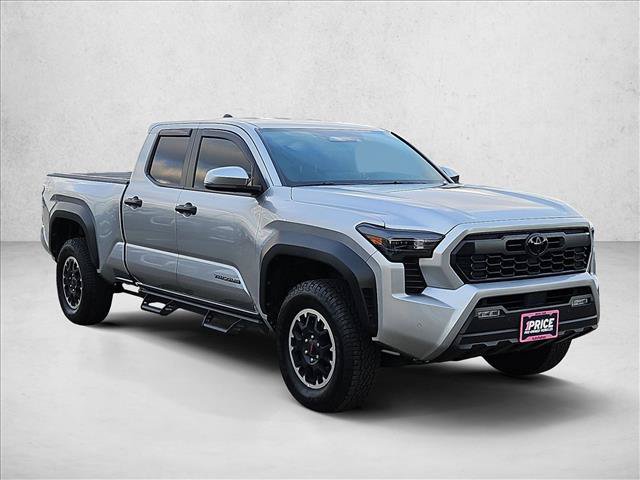Used 2025 Toyota Tacoma TRD Off-Road w/ TRD Off Road Upgrade Package AWD/4WD image 3