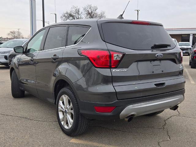 Certified 2019 Ford Escape SE image 4