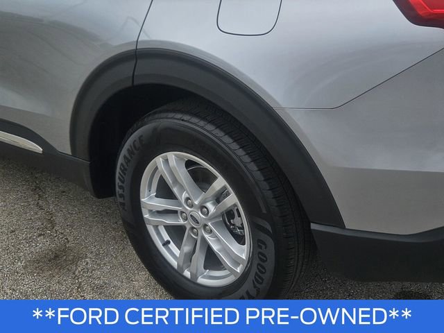Certified 2023 Ford Explorer XLT w/ Equipment Group 202A image 7