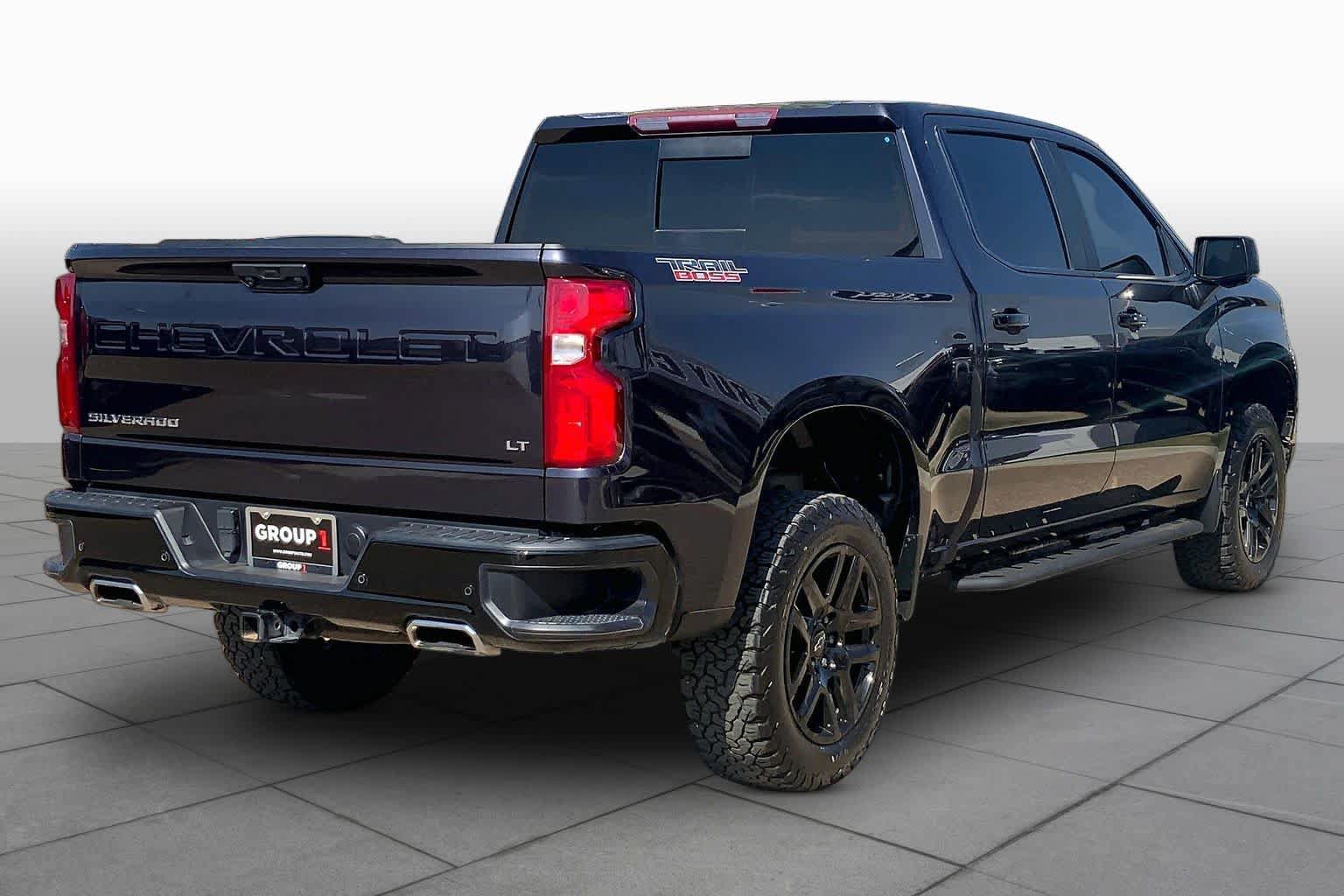 Used 2022 Chevrolet Silverado 1500 LT Trail Boss w/ Convenience Package II AWD/4WD image 13