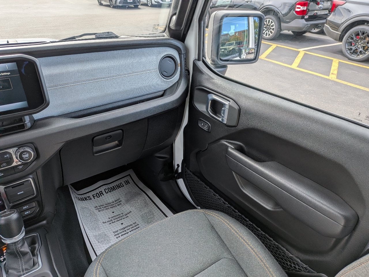 Used 2024 Jeep Gladiator Sport AWD/4WD image 16