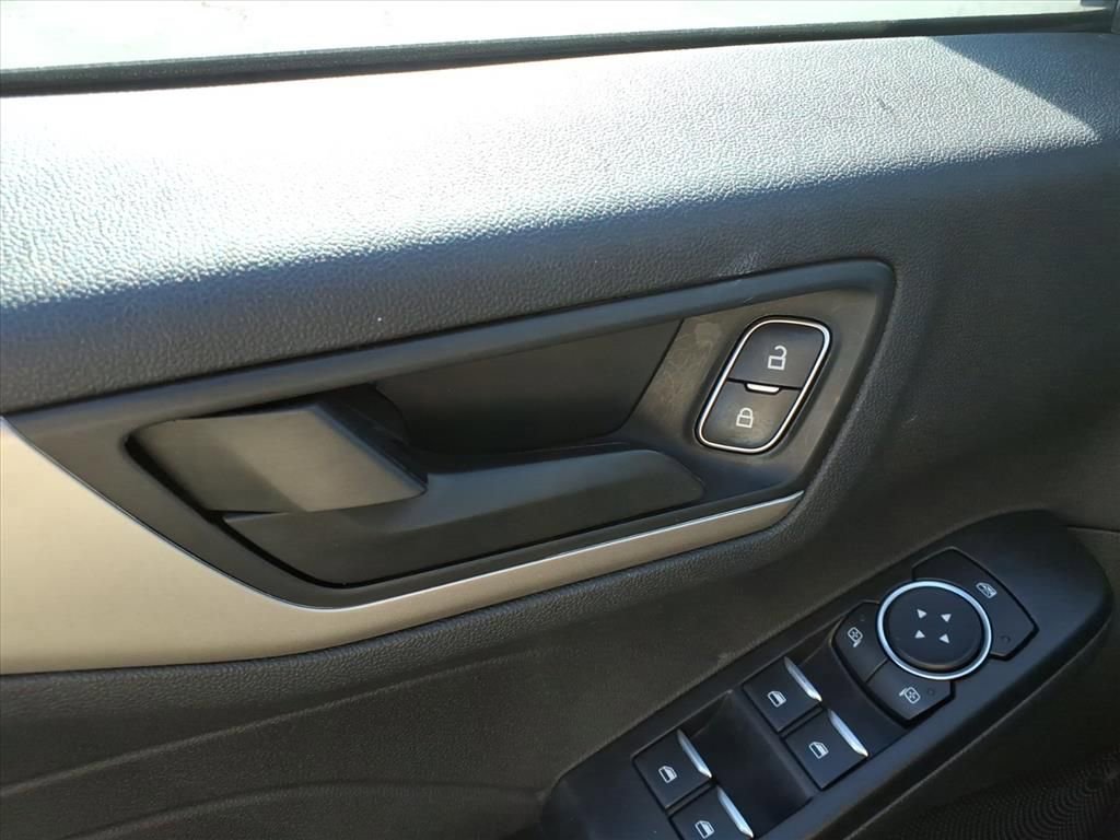 Certified 2022 Ford Escape SE image 16