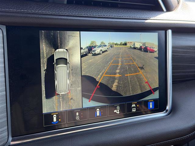 Used 2024 GMC Yukon XL Denali AWD/4WD image 22